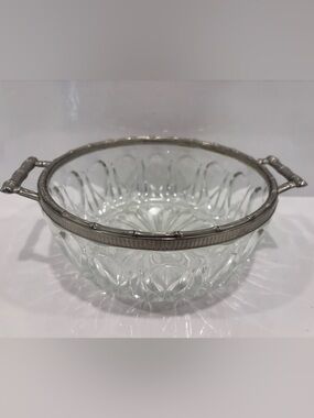 Vintage Leonard silver plate bamboo handle serving bowl fruit salad bowl